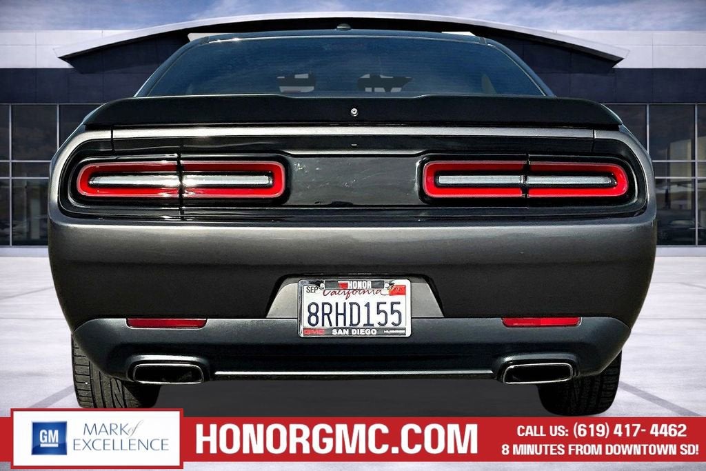 2018 Dodge Challenger SXT