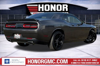 2018 Dodge Challenger SXT