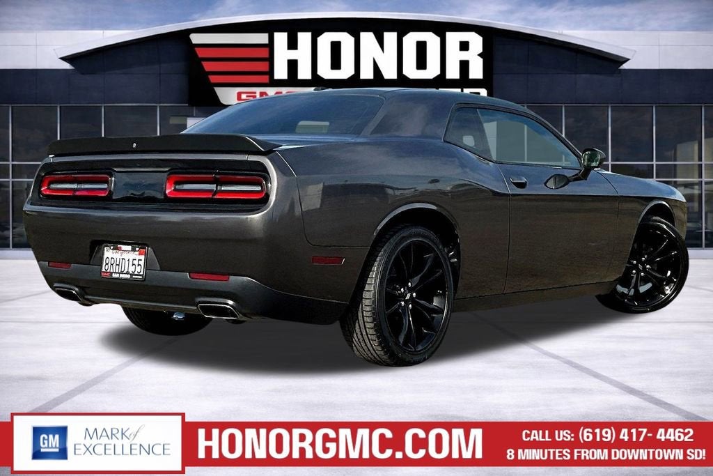 2018 Dodge Challenger SXT