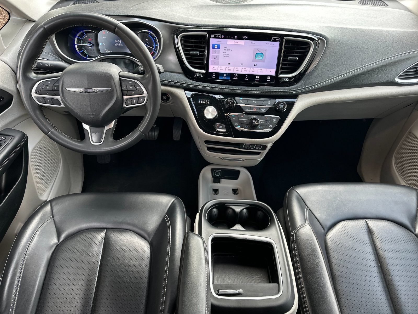 2023 Chrysler Pacifica Hybrid Touring L