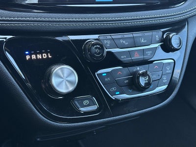 2024 Chrysler Pacifica Hybrid S Appearance Pkg