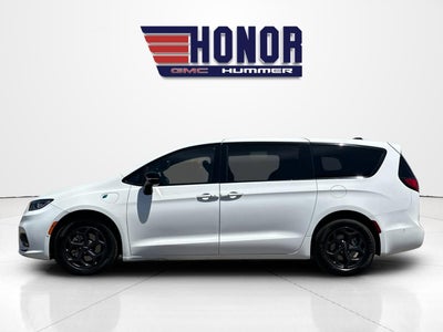 2024 Chrysler Pacifica Hybrid S Appearance Pkg