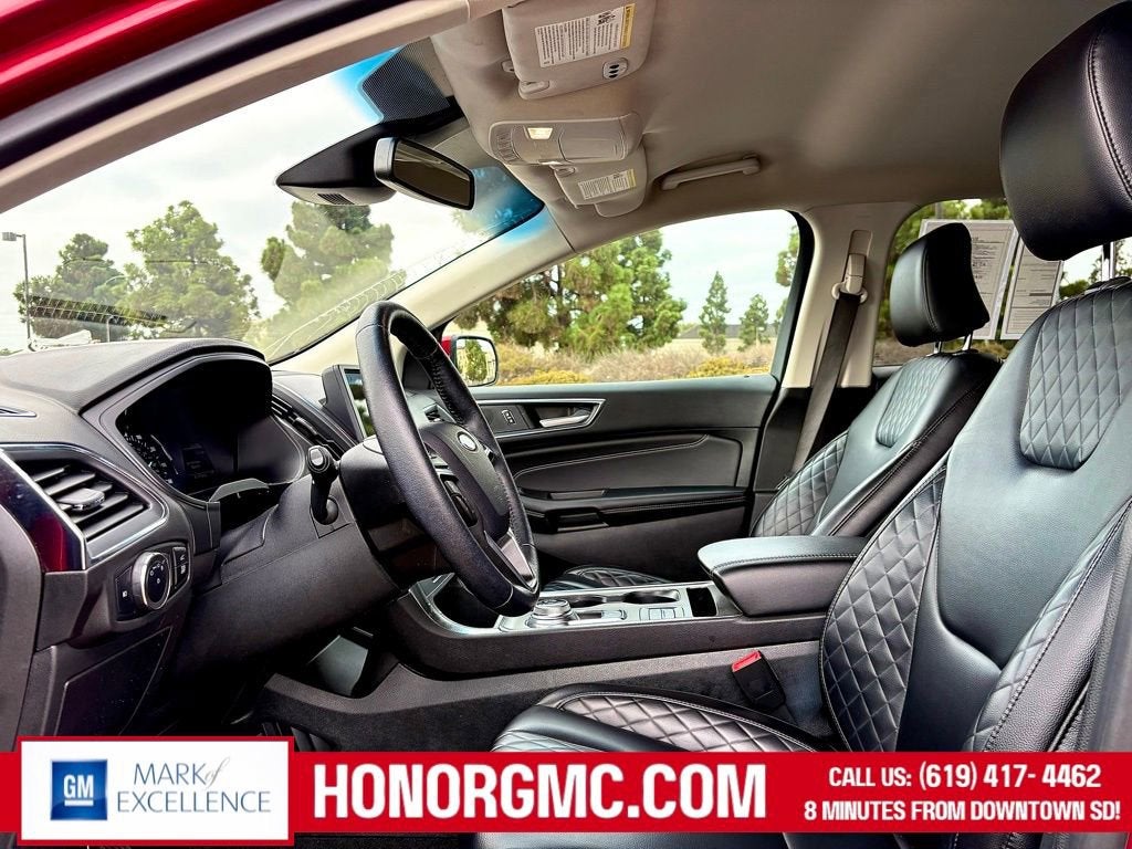 2024 Ford Edge Titanium