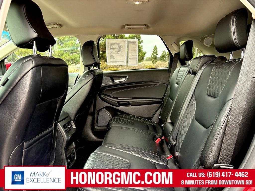 2024 Ford Edge Titanium