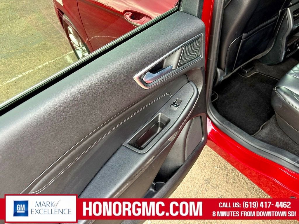 2024 Ford Edge Titanium