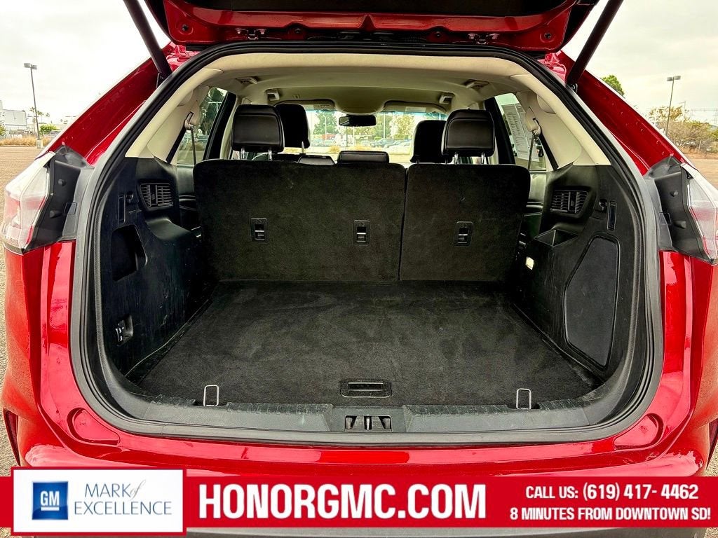 2024 Ford Edge Titanium