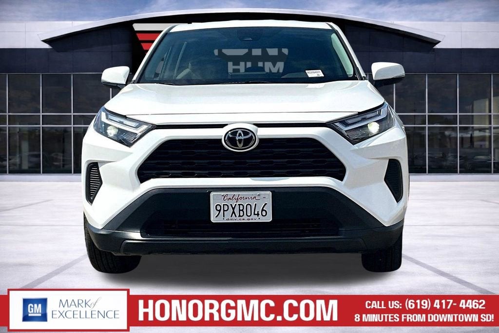 2024 Toyota RAV4 LE