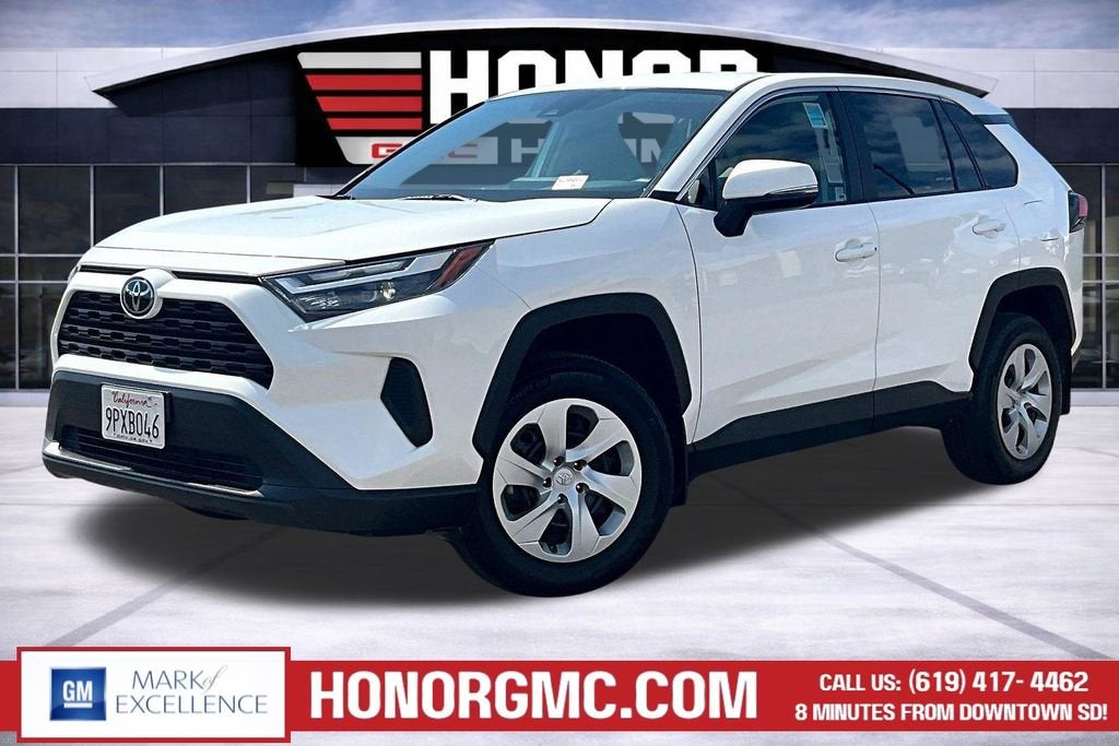 2024 Toyota RAV4 LE