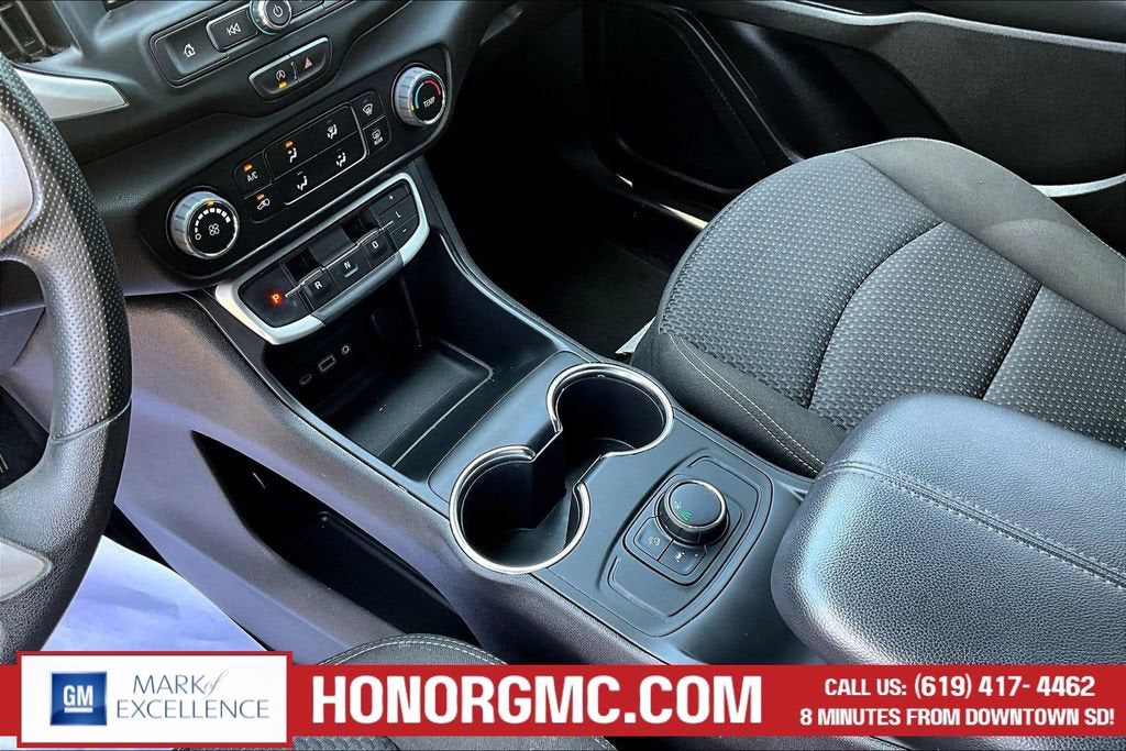 2024 GMC Terrain SLE