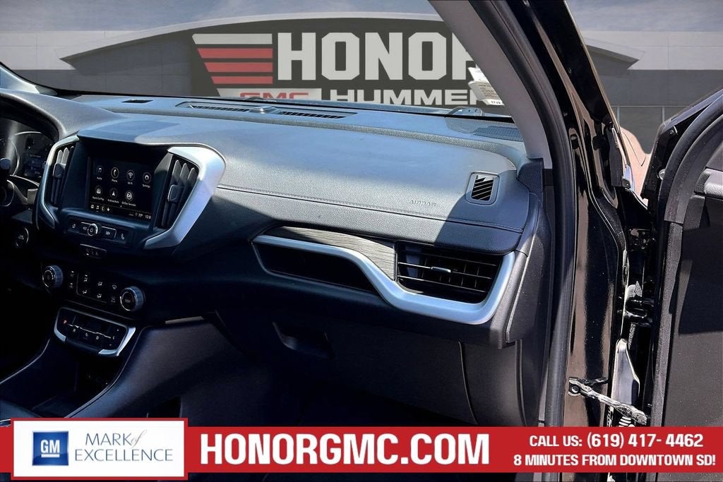 2024 GMC Terrain SLE