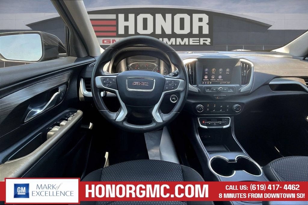2024 GMC Terrain SLE