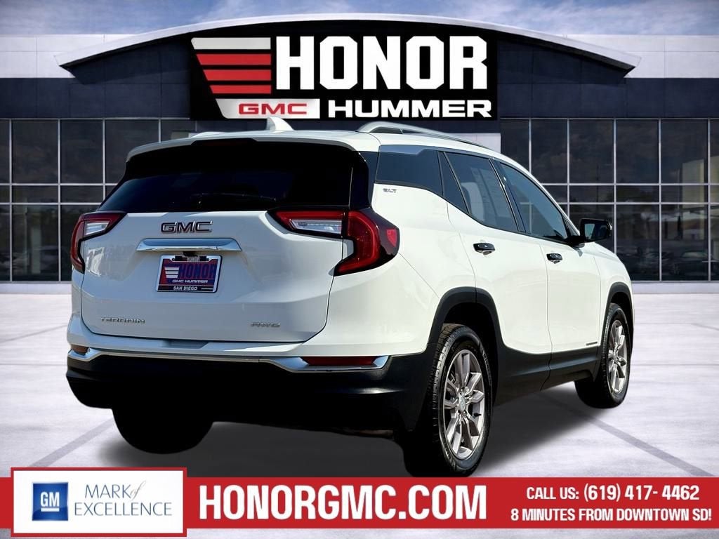 2024 GMC Terrain SLT