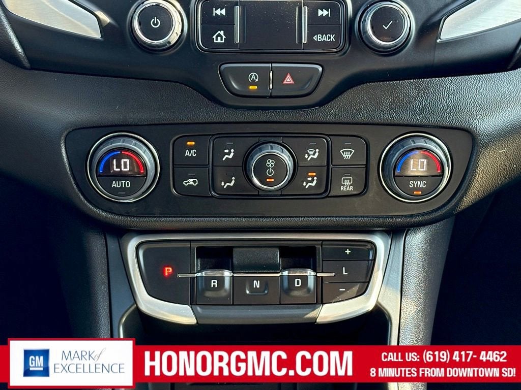 2024 GMC Terrain SLT