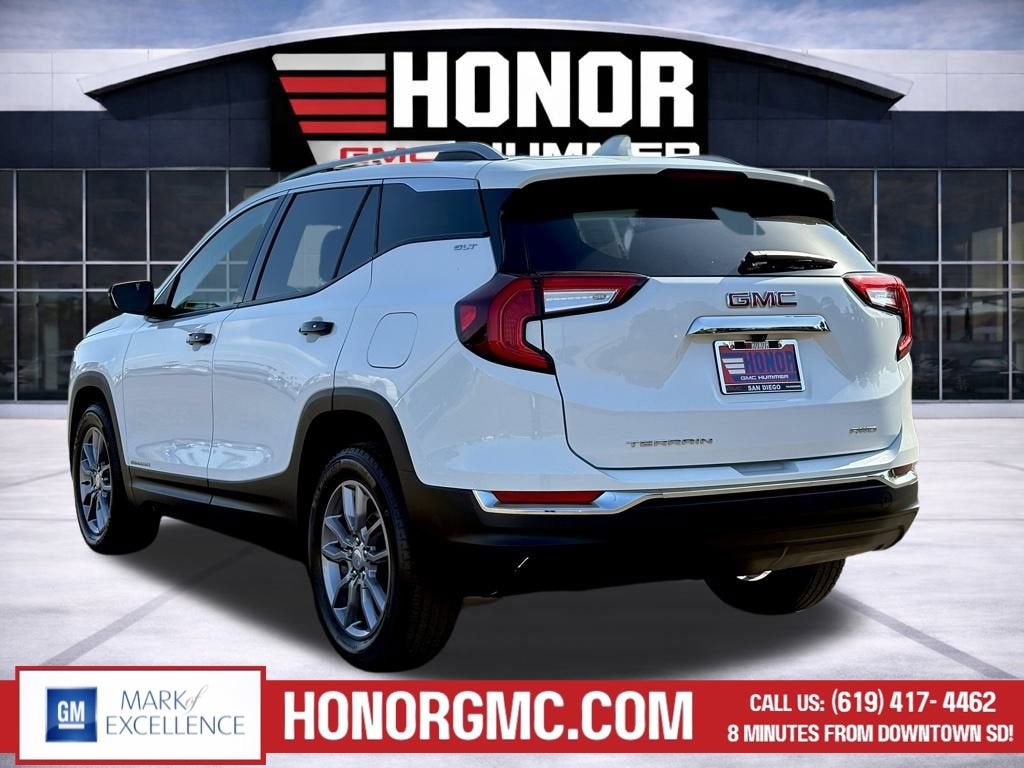2024 GMC Terrain SLT