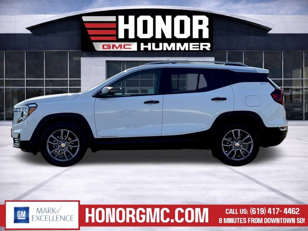 2024 GMC Terrain SLT