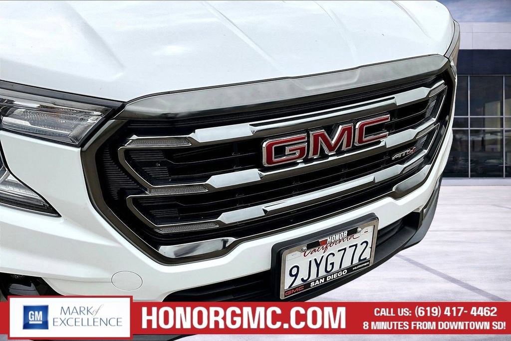 2023 GMC Terrain AT4