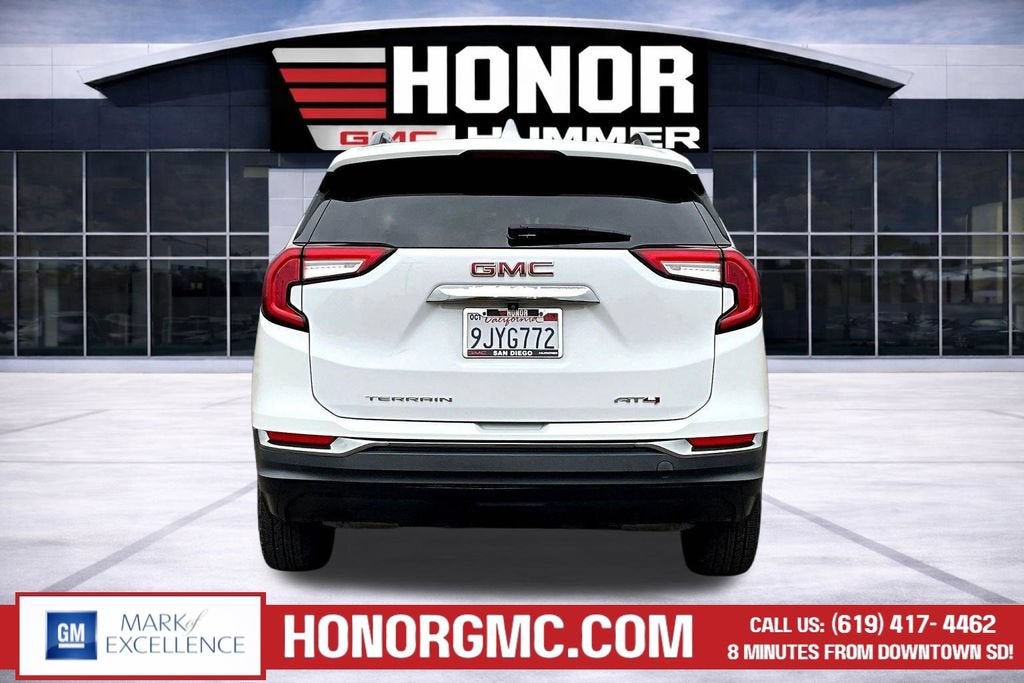 2023 GMC Terrain AT4