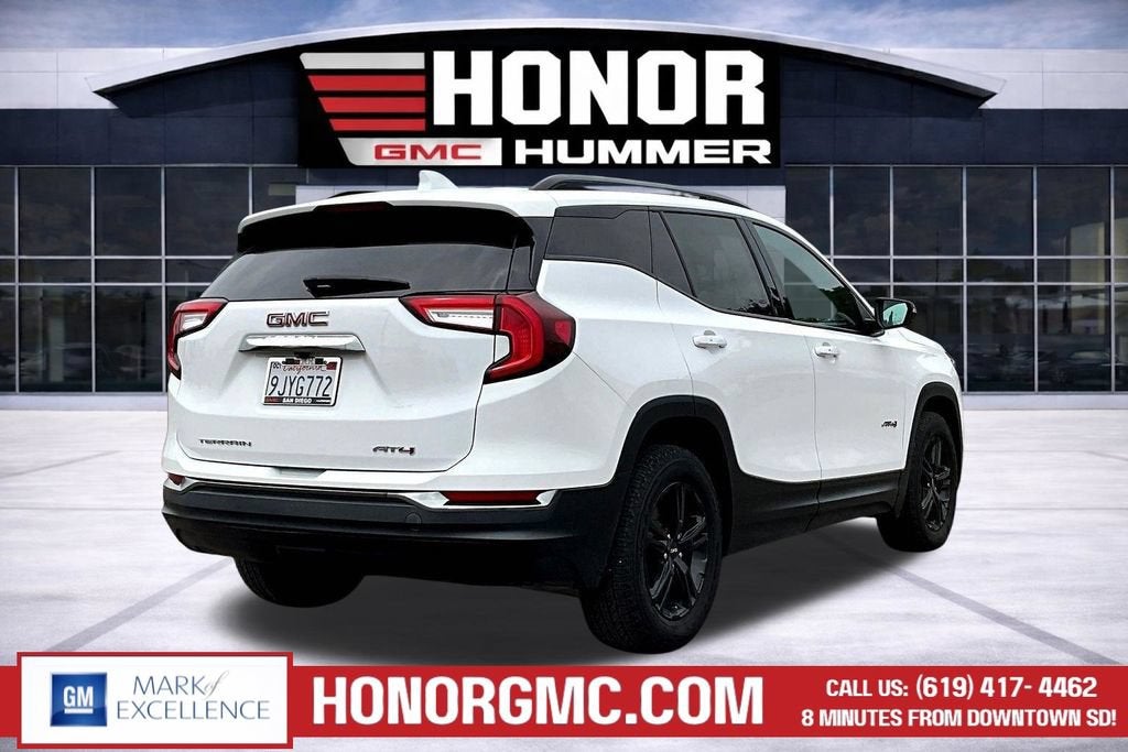 2023 GMC Terrain AT4