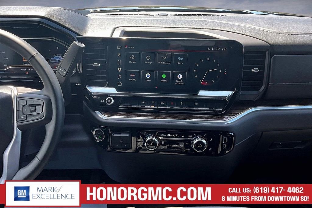 2025 GMC Sierra 1500 Elevation