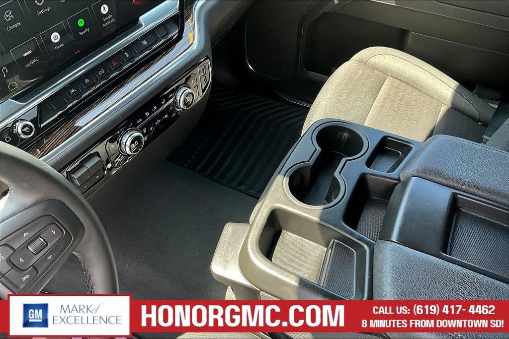 2025 GMC Sierra 1500 Elevation