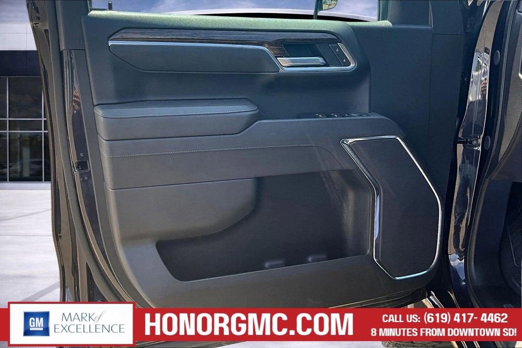 2025 GMC Sierra 1500 Elevation