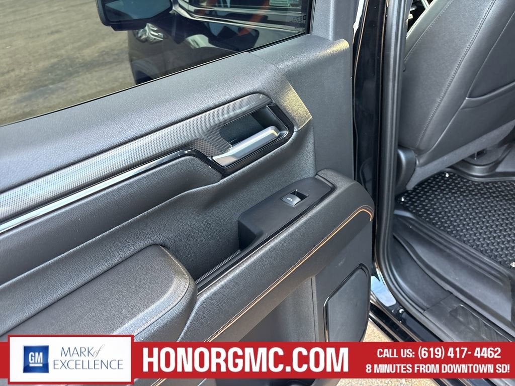 2022 GMC Sierra 1500 AT4