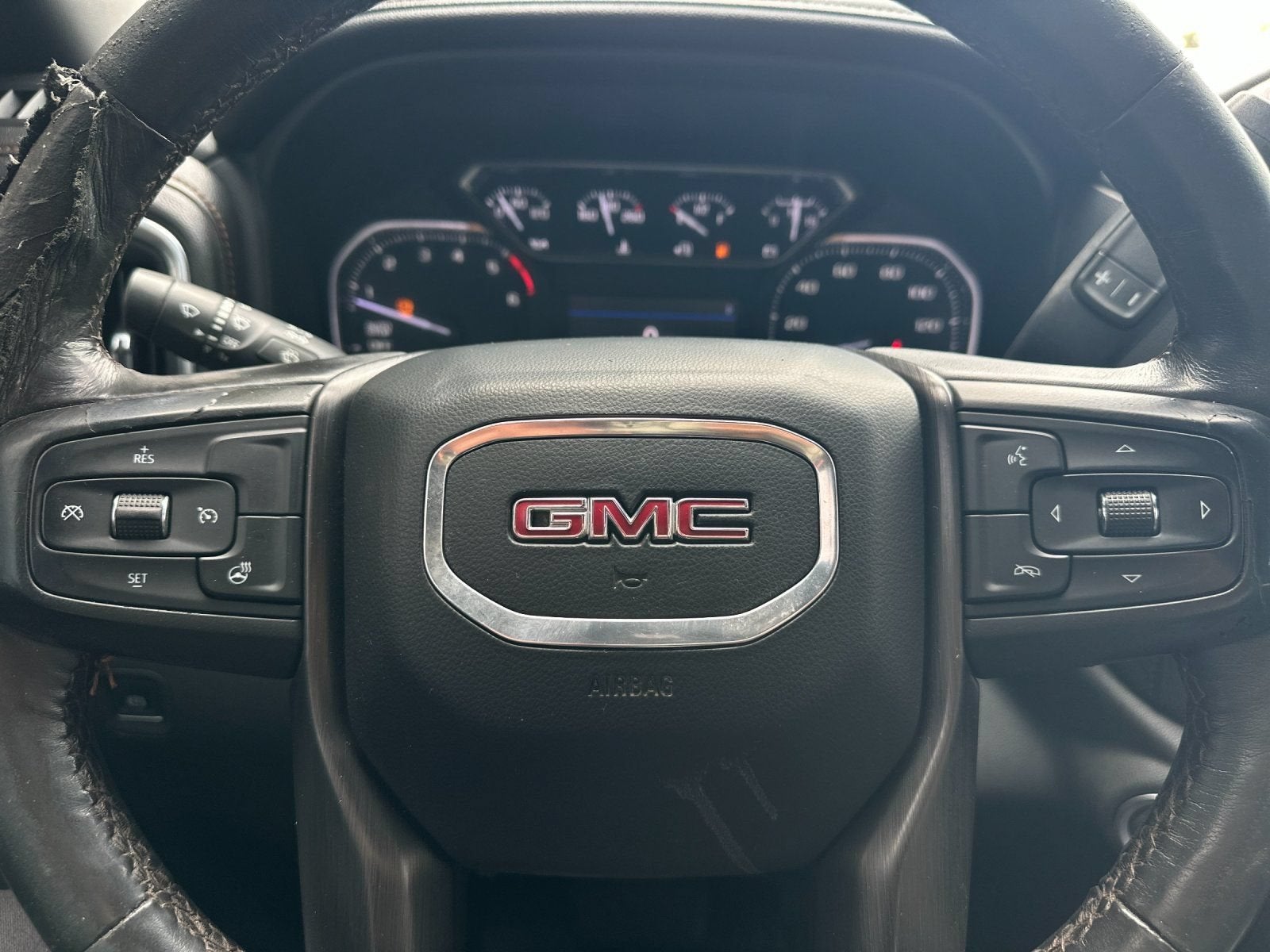 2021 GMC Sierra 1500 AT4