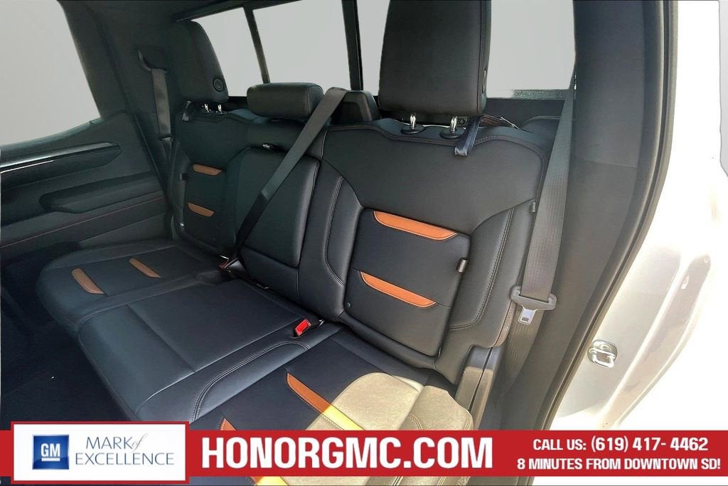 2024 GMC Sierra 1500 AT4
