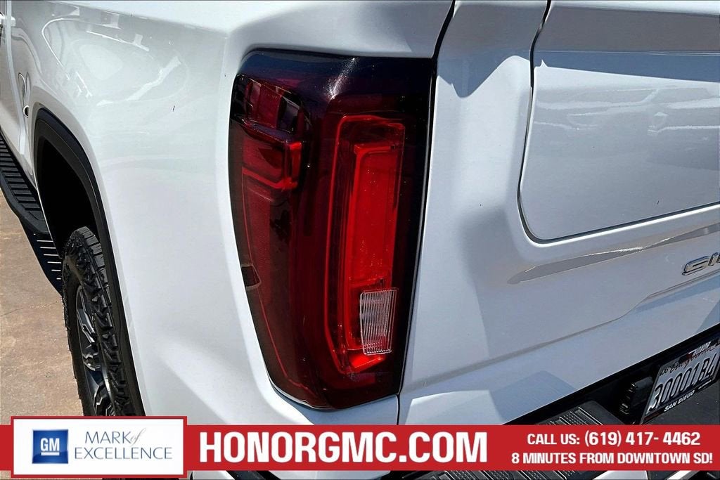 2024 GMC Sierra 1500 AT4