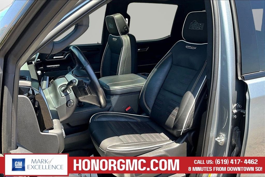 2023 GMC Sierra 1500 AT4X