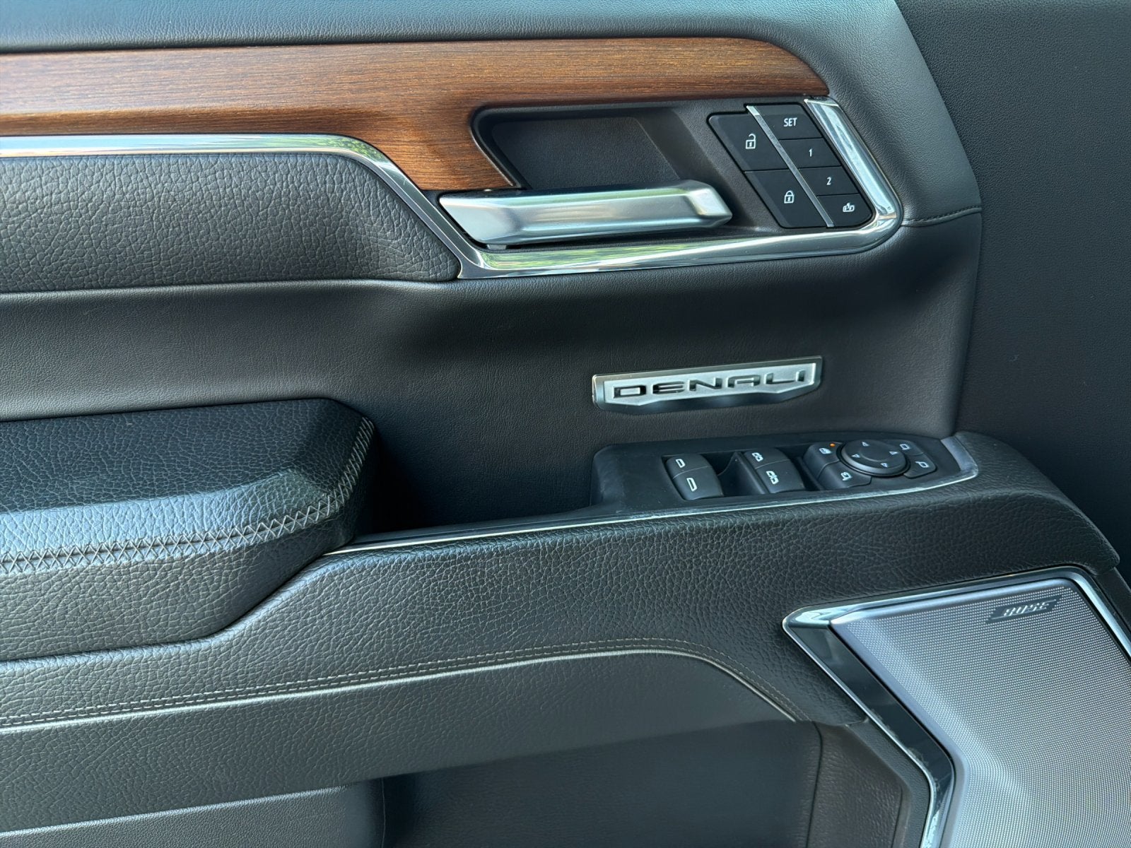 2023 GMC Sierra 1500 Denali