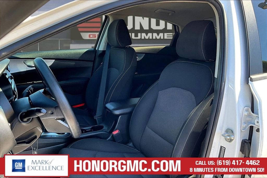 2023 Kia Forte LX