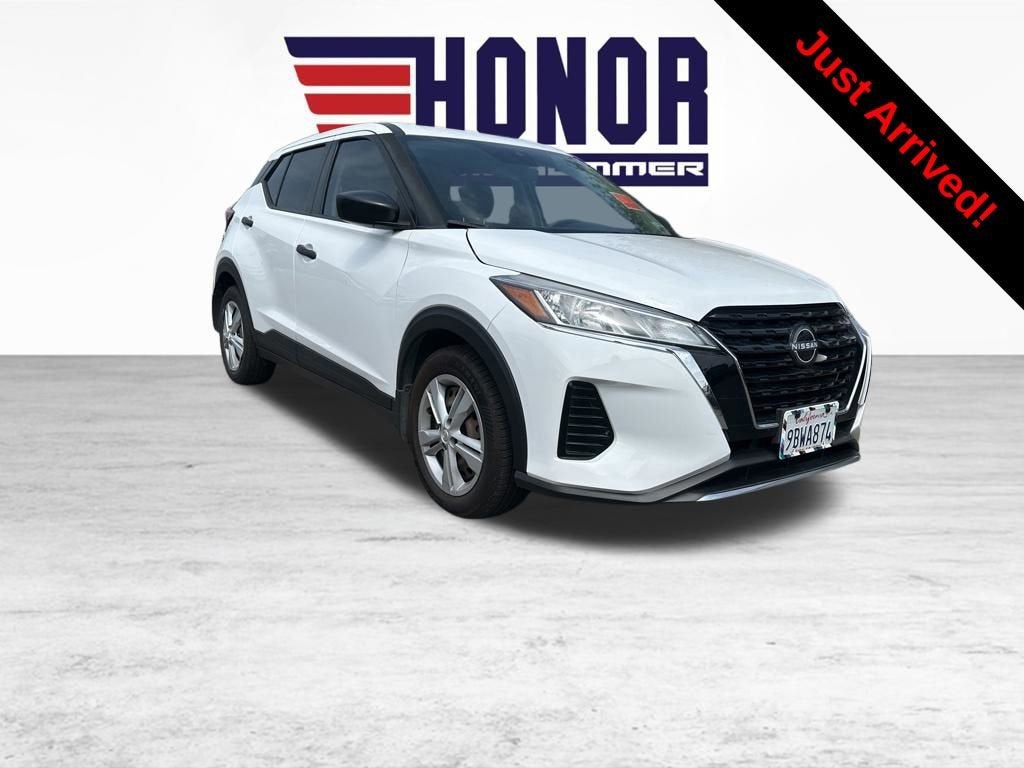2022 Nissan Kicks S