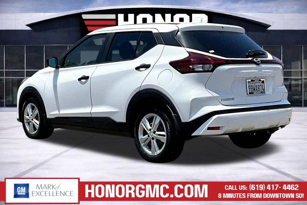 2022 Nissan Kicks S