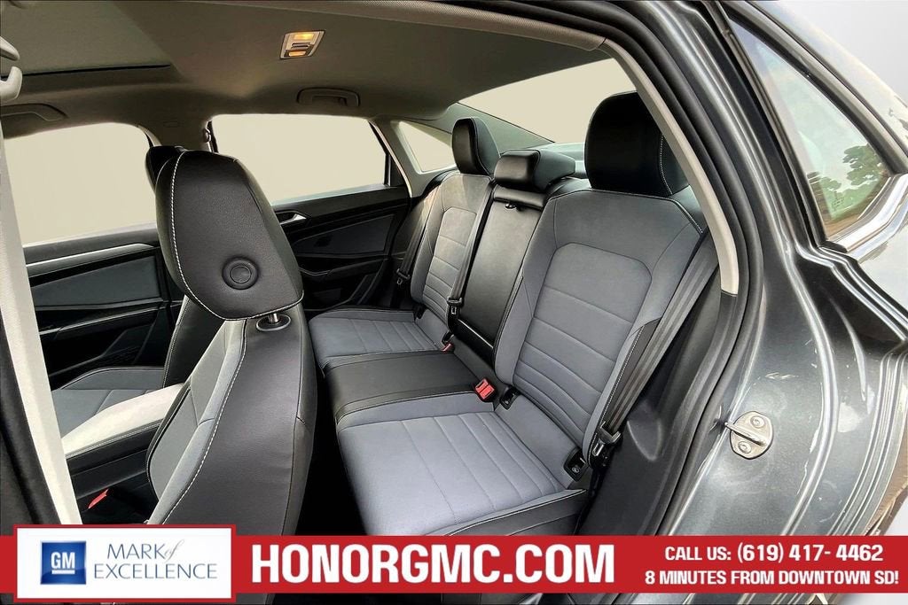 2025 Volkswagen Jetta SE