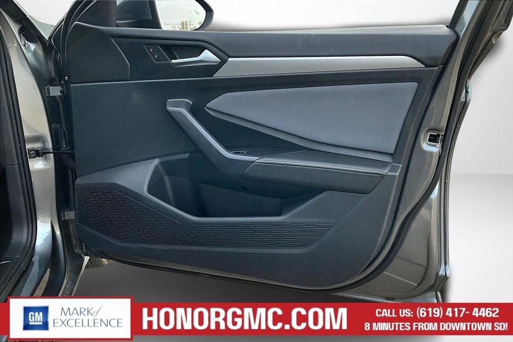 2025 Volkswagen Jetta SE