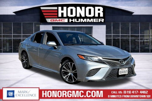 2020 Toyota Camry SE