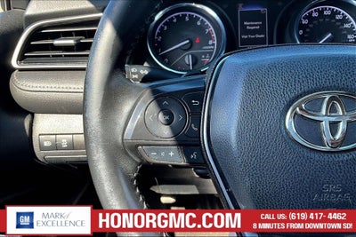 2020 Toyota Camry SE