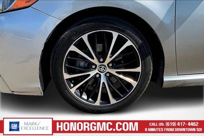 2020 Toyota Camry SE