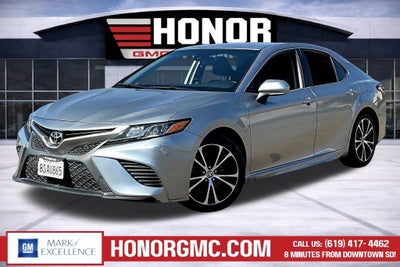 2020 Toyota Camry SE