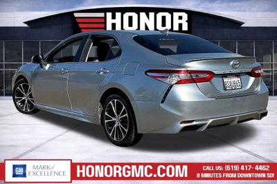 2020 Toyota Camry SE