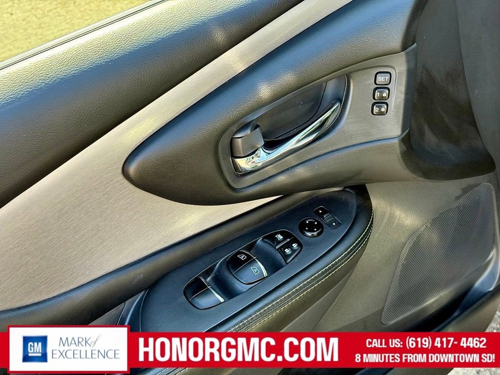 2023 Nissan Murano SL