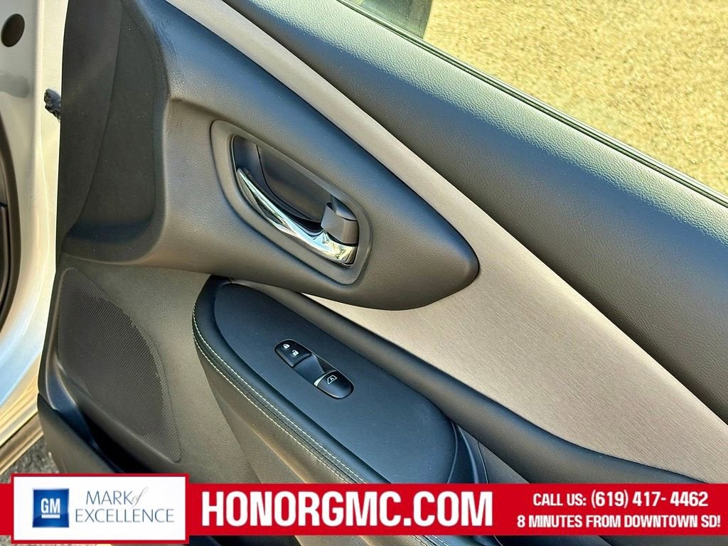 2023 Nissan Murano SL