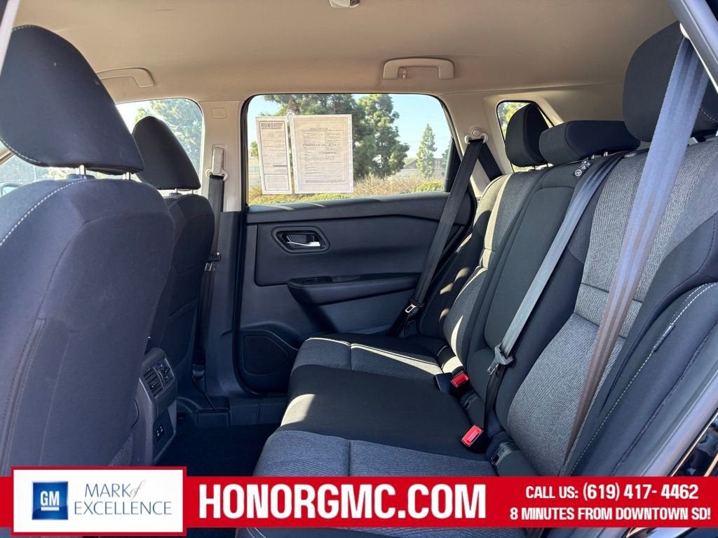 2024 Nissan Rogue SV