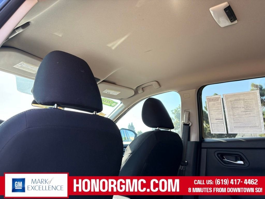 2024 Nissan Rogue SV