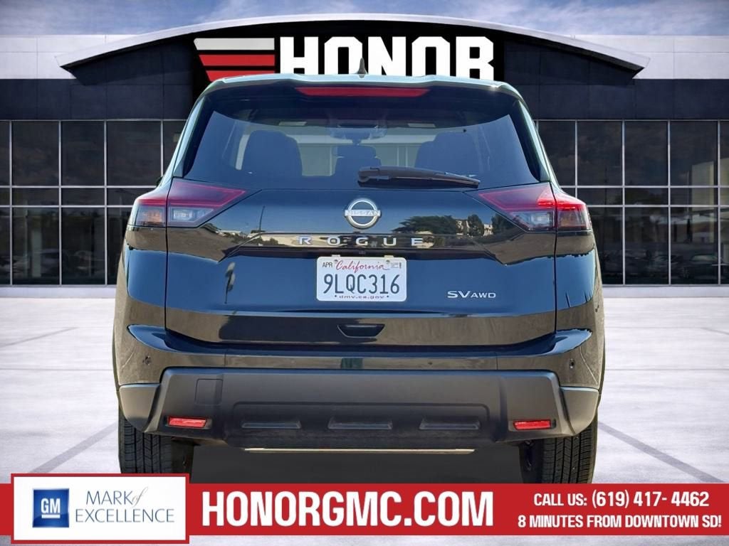 2024 Nissan Rogue SV