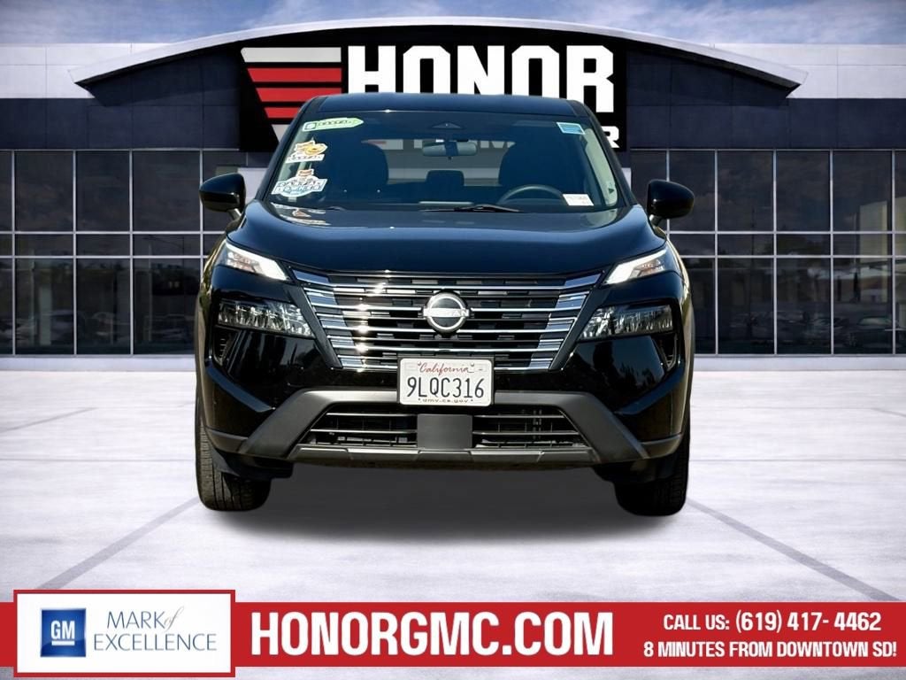 2024 Nissan Rogue SV