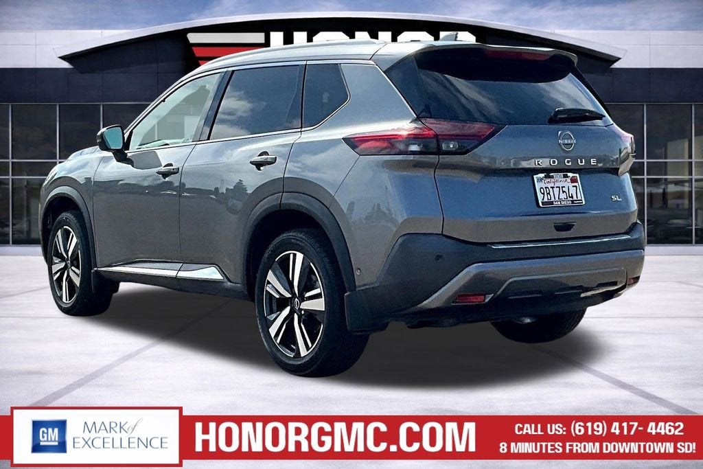 2022 Nissan Rogue SL