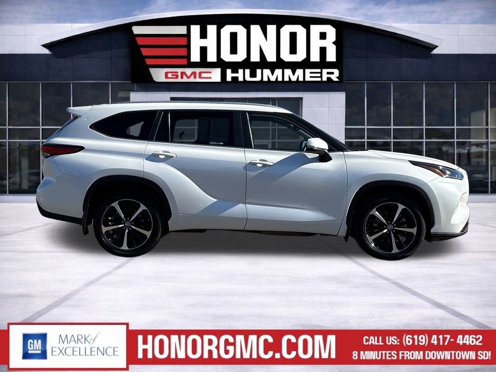 2023 Toyota Highlander L