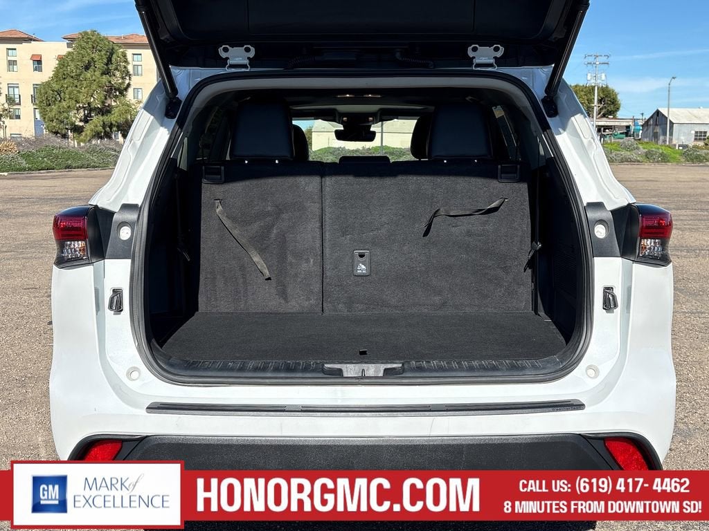 2023 Toyota Highlander L